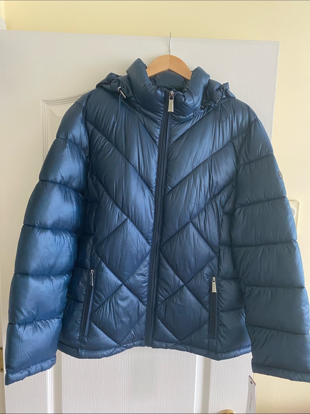 Calvin Klein Navy Blue Quilted Puffer Jacket with Hood - Picture 2 of 6